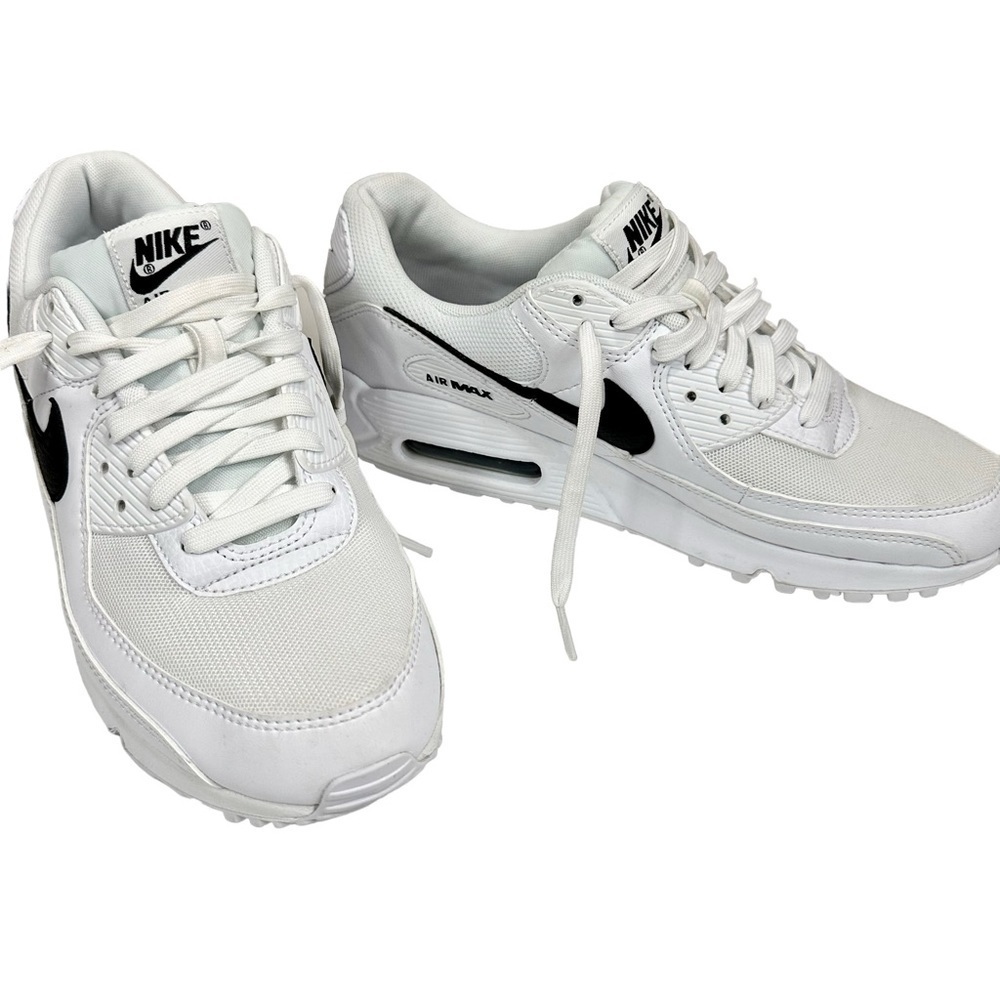 NIKE Women's Air Max 90ā Casual Sneakers
